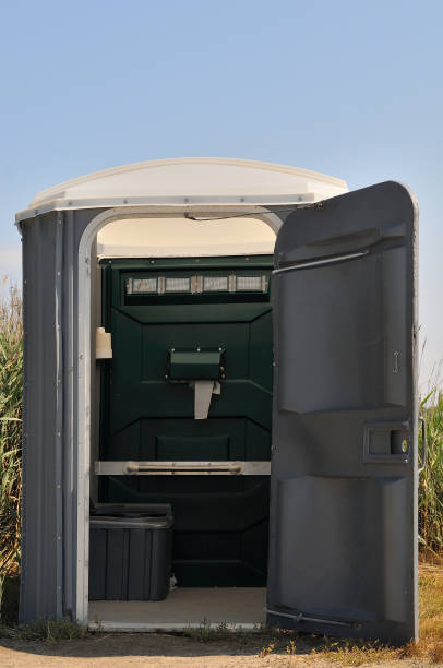 Best Affordable porta potty rental  in Dwight, IL
